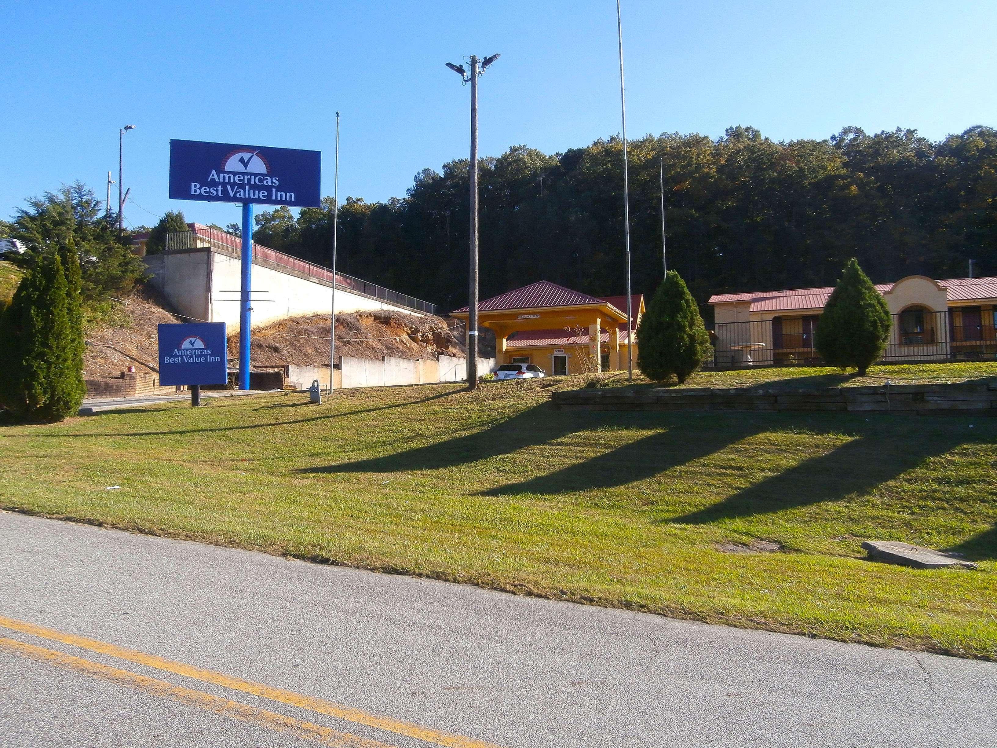 Americas Best Value Inn Cartersville Exterior photo